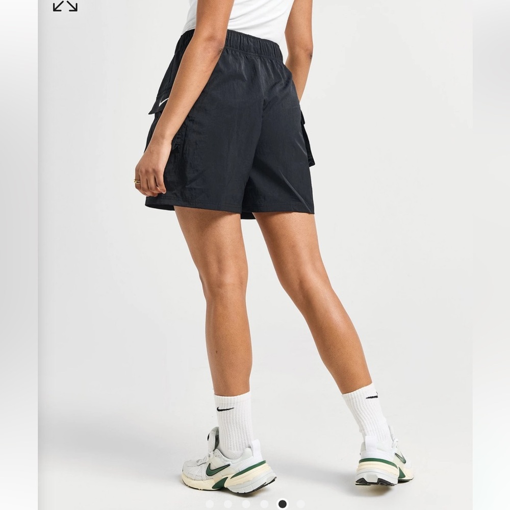 Nike Phoenix Woven Cargo Shorts XS‎ - Picture 4 of 7